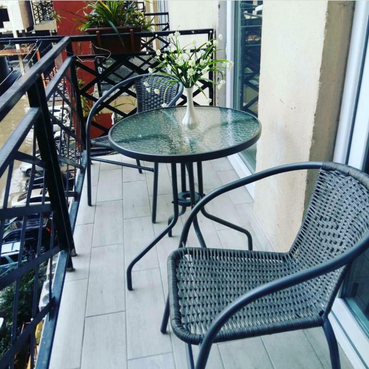 Batumi-Cozy Apartment Luaran gambar