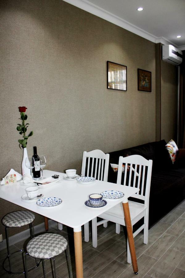 Batumi-Cozy Apartment Luaran gambar